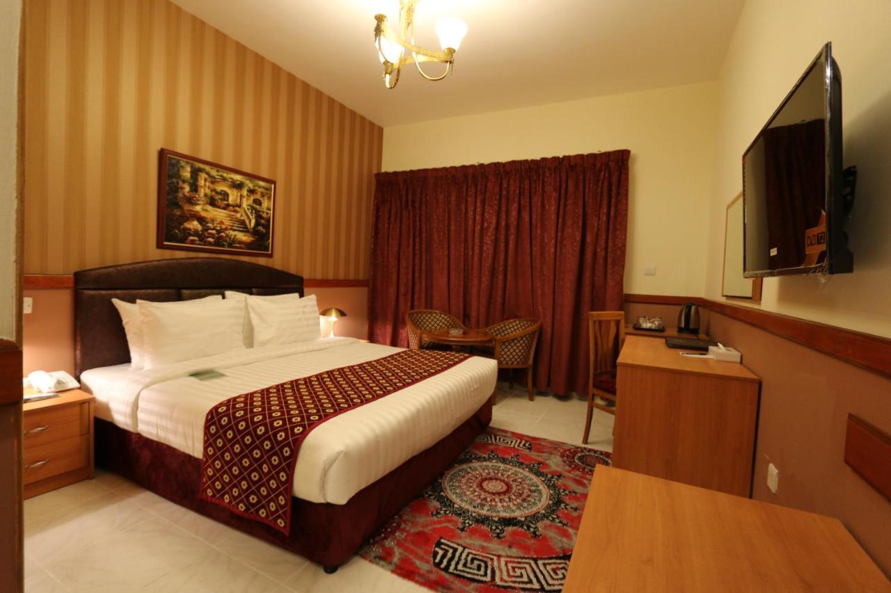 New California Hotel Dubai Exterior photo